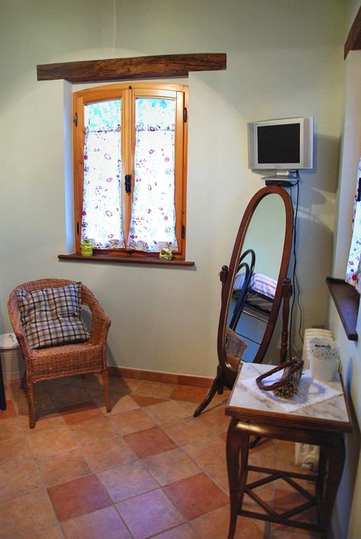 Guesthouse Casale Borgo Miriam 奥菲达 客房 照片
